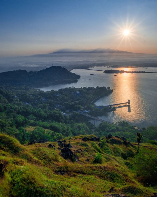 waduk gajah mungkur, watu cenik